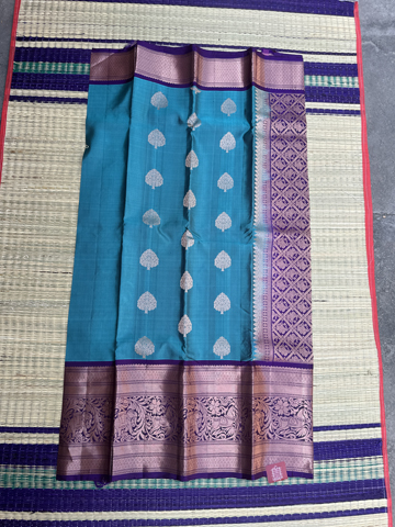 border blue