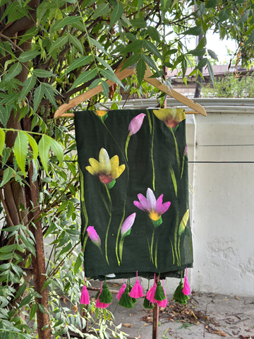 Mul hand painted