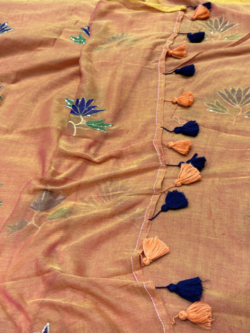 Mul lilly embroidery