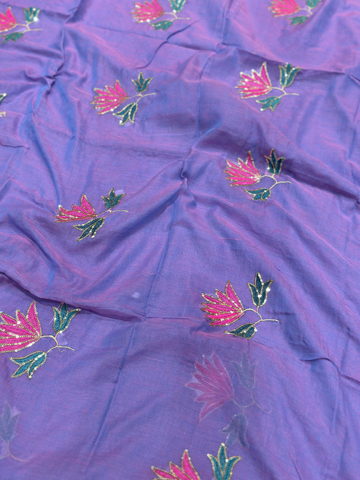 Mul lilly embroidery