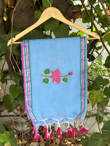 Mul lotus embroidery